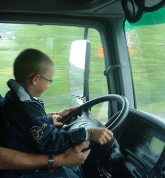 Lukas in voller Fahrt